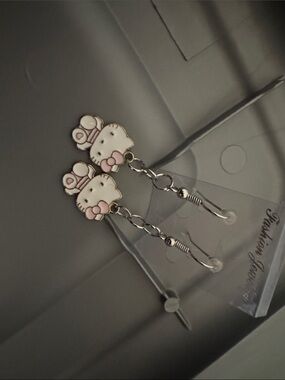 Handmade hello kitty earrings